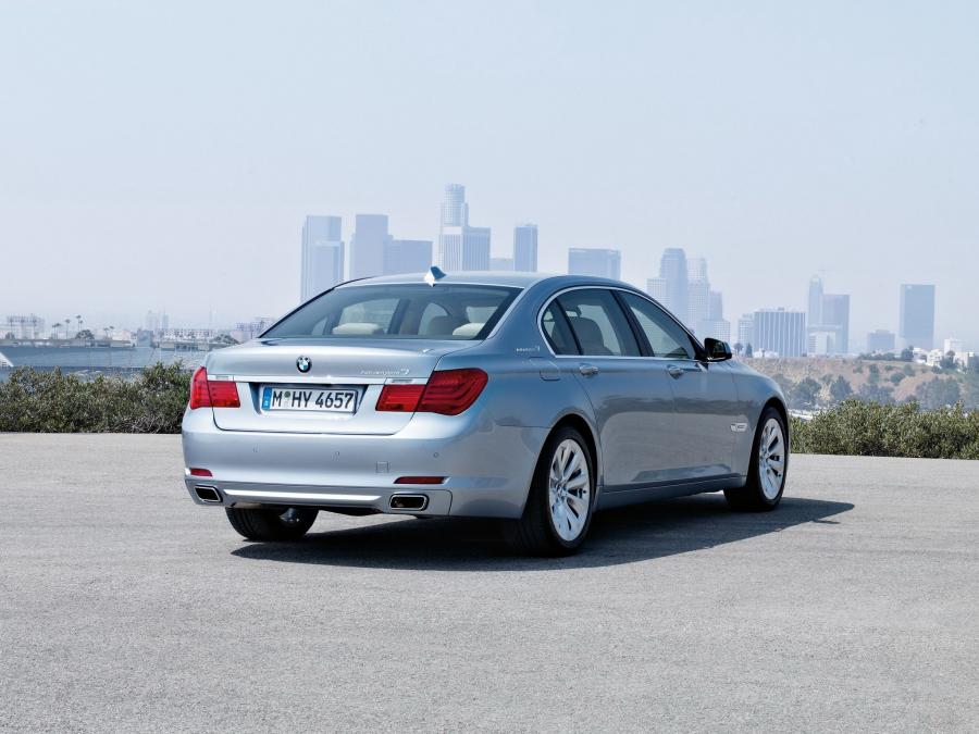  BMW ActiveHybrid 7 2009 года  (фото 40 из 41)